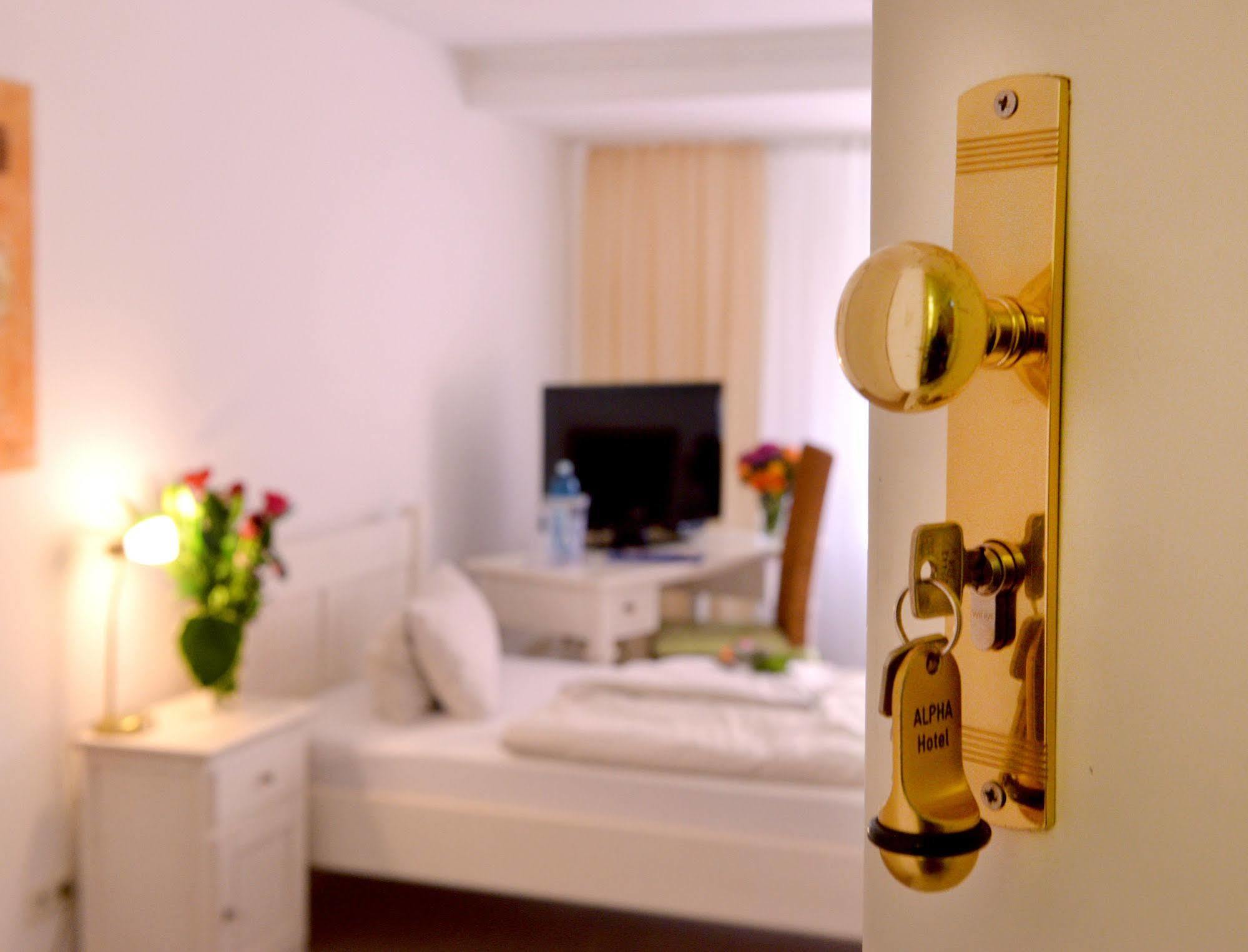 Alpha Hotel Garni Dietzenbach Extérieur photo