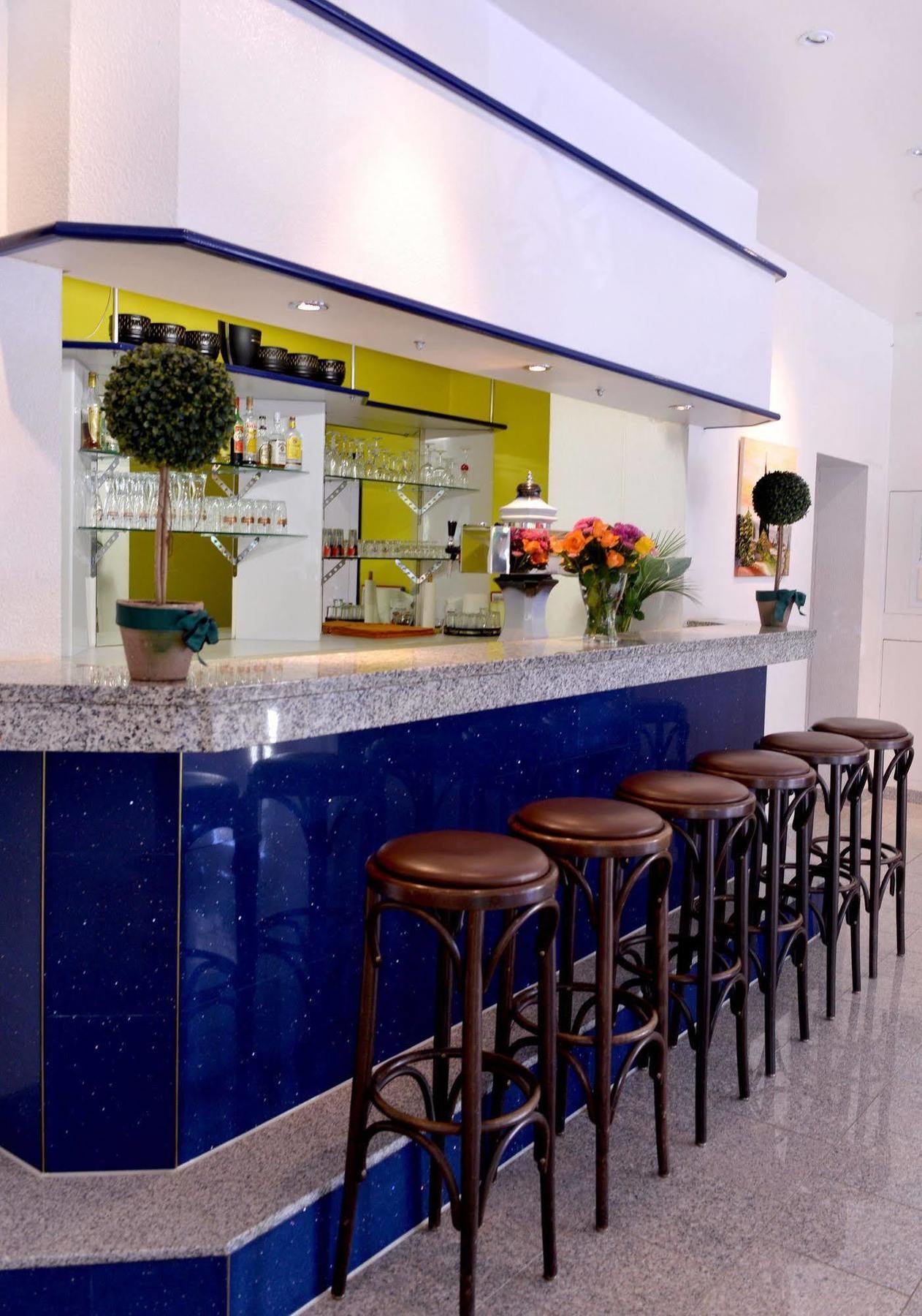 Alpha Hotel Garni Dietzenbach Extérieur photo