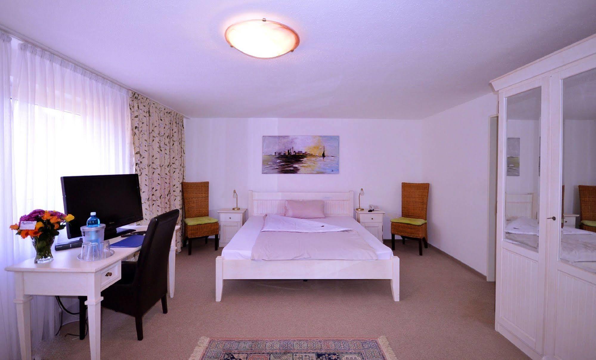 Alpha Hotel Garni Dietzenbach Extérieur photo